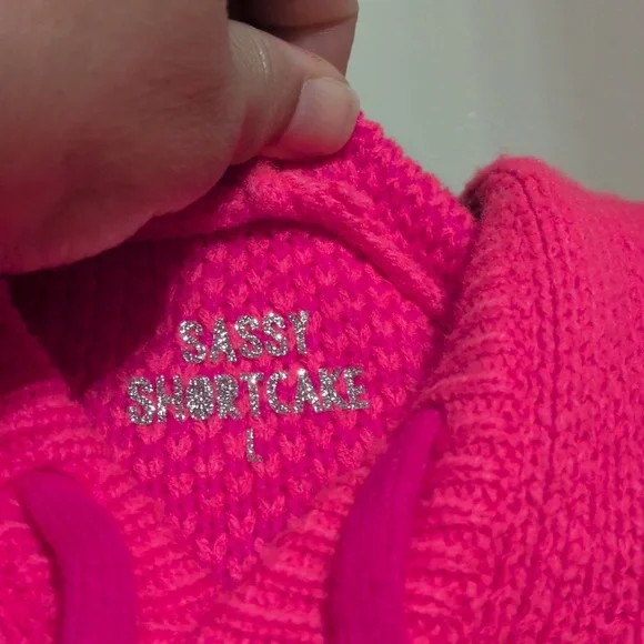 NWOT hot pink star knitted hoodie, size L - Picture 4 of 6